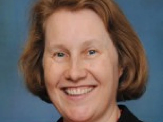 Woman wearing a black shirt